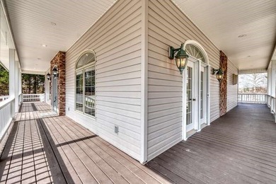 Welcome to lakeside living in the highly sought-after Notla - photo 49