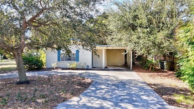 St. Lucie River Home For Sale in Stuart Florida