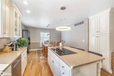 NESTLED WITHIN A PICTURESQUE, TREE LINED SETTING NEAR CLEAR LAKE - photo 11