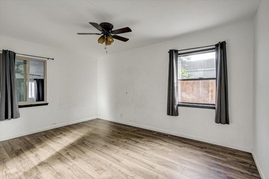 This 3-bedroom, 2-bath home offers 1,215 square feet of - photo 13