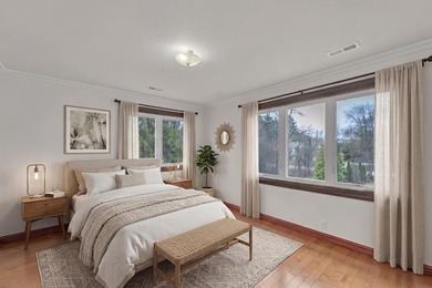 Stunning Lake Drive beauty on almost a double lot! Renovated - photo 19