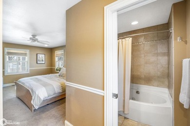 NESTLED WITHIN A PICTURESQUE, TREE LINED SETTING NEAR CLEAR LAKE - photo 19