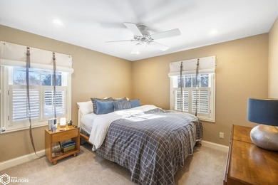 NESTLED WITHIN A PICTURESQUE, TREE LINED SETTING NEAR CLEAR LAKE - photo 20