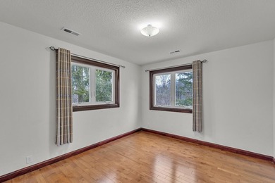 Stunning Lake Drive beauty on almost a double lot! Renovated - photo 23