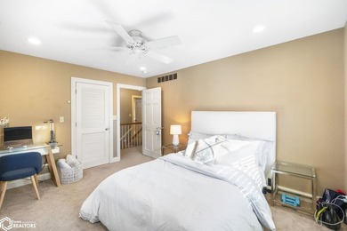 NESTLED WITHIN A PICTURESQUE, TREE LINED SETTING NEAR CLEAR LAKE - photo 24
