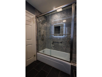 Excellent opportunity to own a move-in ready home in The - photo 25