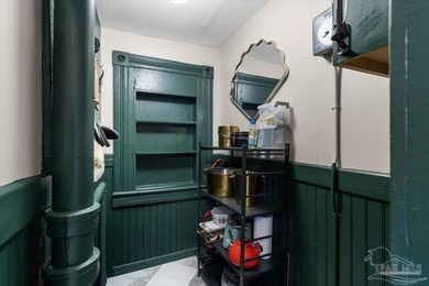 Beautifully restored historic Craftsman cottage where timeless - photo 25