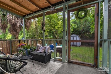 Beautifully restored historic Craftsman cottage where timeless - photo 31