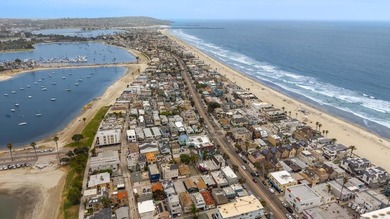 Live the quintessential beach lifestyle in the heart of Mission - photo 35