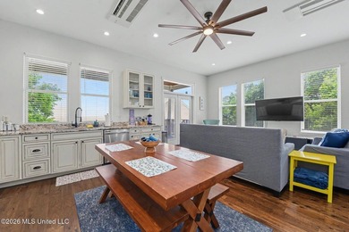 Stunning direct Gulf-front custom home built in 2020 offering - photo 10