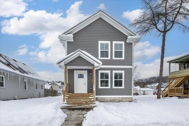 Mississippi River  - Clayton County Home For Sale in Dubuque Iowa