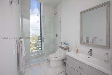 Top floor *D* line transformed by owner to a 4 bed / 3 bath - photo 11