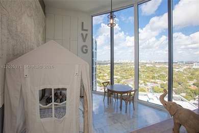Top floor *D* line transformed by owner to a 4 bed / 3 bath - photo 13