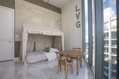 Top floor *D* line transformed by owner to a 4 bed / 3 bath - photo 14