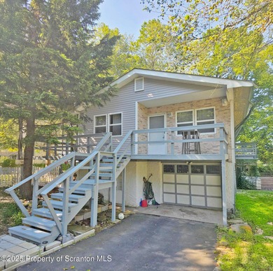 Dresser Lake Home For Sale in Tobyhanna Pennsylvania