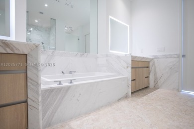 Top floor *D* line transformed by owner to a 4 bed / 3 bath - photo 25