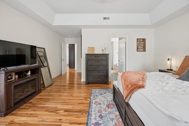 Welcome Home to the sought after D1 neighborhood of Old Mill - photo 25