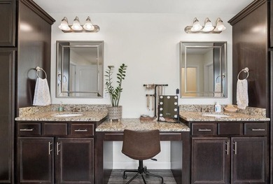 Welcome Home to the sought after D1 neighborhood of Old Mill - photo 27