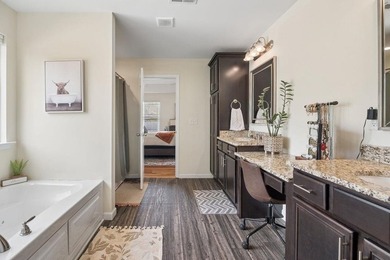 Welcome Home to the sought after D1 neighborhood of Old Mill - photo 30