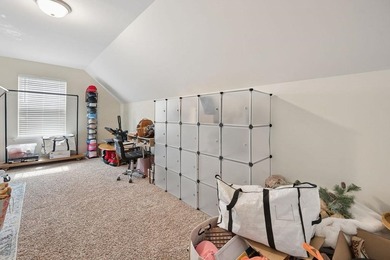 Welcome Home to the sought after D1 neighborhood of Old Mill - photo 32