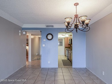 Unlock the potential of this charming coastal fixer with ocean - photo 8