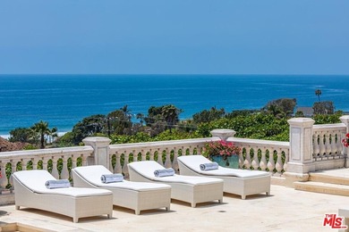 Private Malibu Ocean-View Estate on approx. 5 acres spanning 13 - photo 6