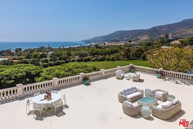 Private Malibu Ocean-View Estate on approx. 5 acres spanning 13 - photo 8