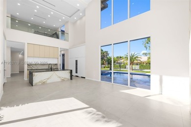 A recently completed modern residence offering refined scale - photo 9