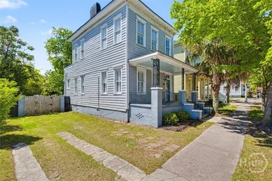 Beautifully maintained Victorian residence offering 3 bedrooms - photo 1