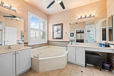 Amazing lakefront pool home tucked away on a quiet cul de sac - photo 27