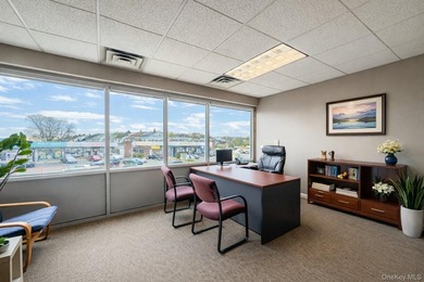 Prime free-standing professional office building for sale in a - photo 8