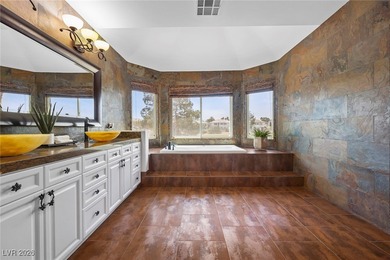 This luxurious semi-custom home has incredible golf course - photo 55