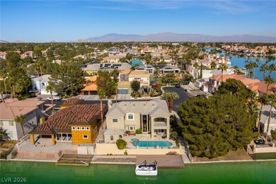 Discover a rare opportunity! This exceptional 2 story waterfront - photo 1