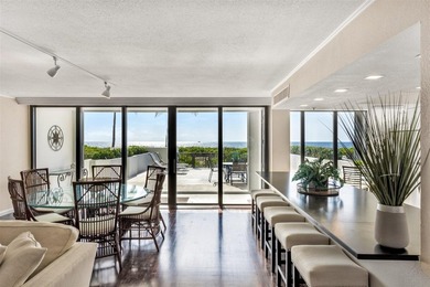 RARELY AVAILABLE BEACHFRONT VILLA OFFERING EFFORTLESS - photo 2