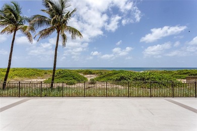 RARELY AVAILABLE BEACHFRONT VILLA OFFERING EFFORTLESS - photo 6