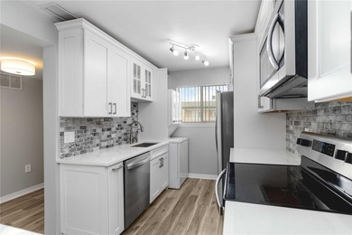 Prime Location in Downtown, Historic Punta Gorda, just steps