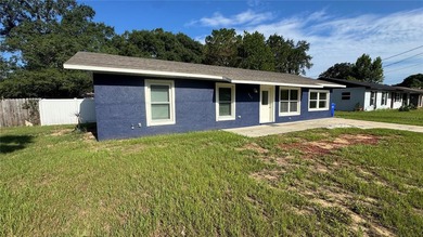 Welcome to this charming 3-bedroom, 2-bath home for sale in - photo 1