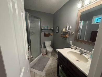 Move right in to this beautiflly maintained 3-bedroom, 3-full - photo 11