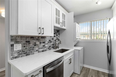 Prime Location in Downtown, Historic Punta Gorda, just steps