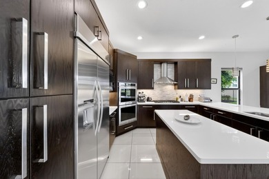 Welcome to this stunning Somerset model pool home on a serene - photo 15