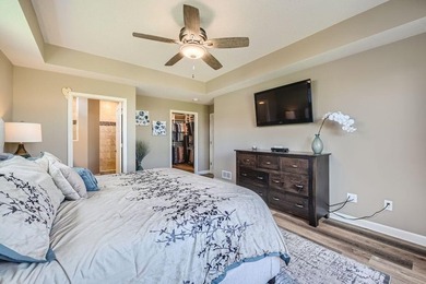 Luxury Villa Living at Its Finest in River Hills of Dayton - photo 16