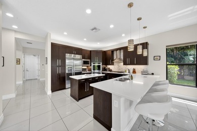 Welcome to this stunning Somerset model pool home on a serene - photo 20