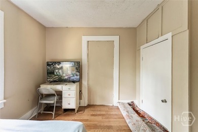 ATTENTION INVESTORS! Prime investment opportunity located in a - photo 21