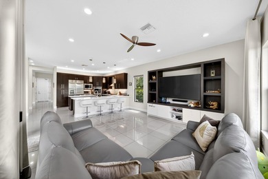 Welcome to this stunning Somerset model pool home on a serene - photo 21