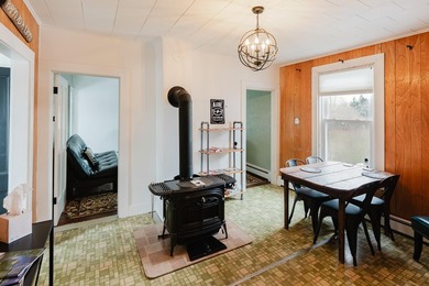 A classic Down East Home! This charming New England home has - photo 8