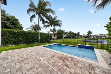 Welcome to this stunning Somerset model pool home on a serene - photo 55
