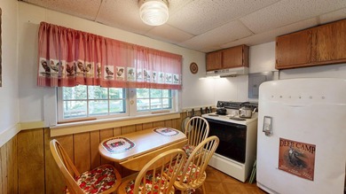 Imagine arriving at your own four-season retreat in the heart of - photo 5