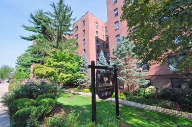 Only 10% down for this Stunning Renovated Co-op Studio Close to - photo 25