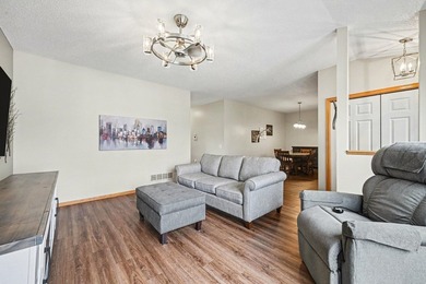 Tasteful and sharp one-level end-unit in the heart of Apple - photo 5