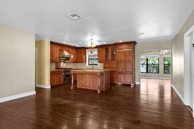 Welcome to this charming 3-bedroom, 2-bath home in the desirable - photo 5